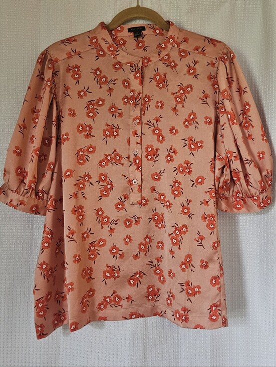LOFT Tops - ANN TAYLOR LOFT cap sleeve blouse L Coral Orange Floral Print Size XL